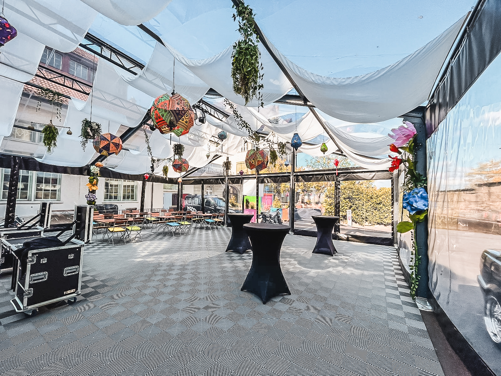 PHOTO-2023-04-20-13-07-44