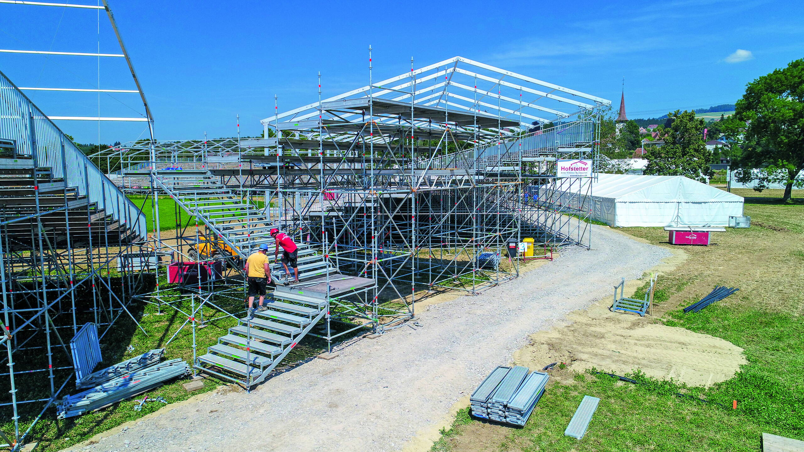 dji_0009_bern_kant_sf_muensingen2019_tribune_cmyk.jpg dji_0009_bern_kant_sf_muensingen2019_tribune_cmyk.jpg